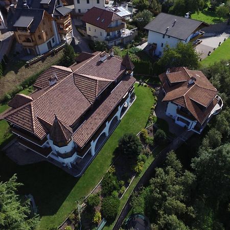 Residence Burghof Seis am Schlern Exteriör bild