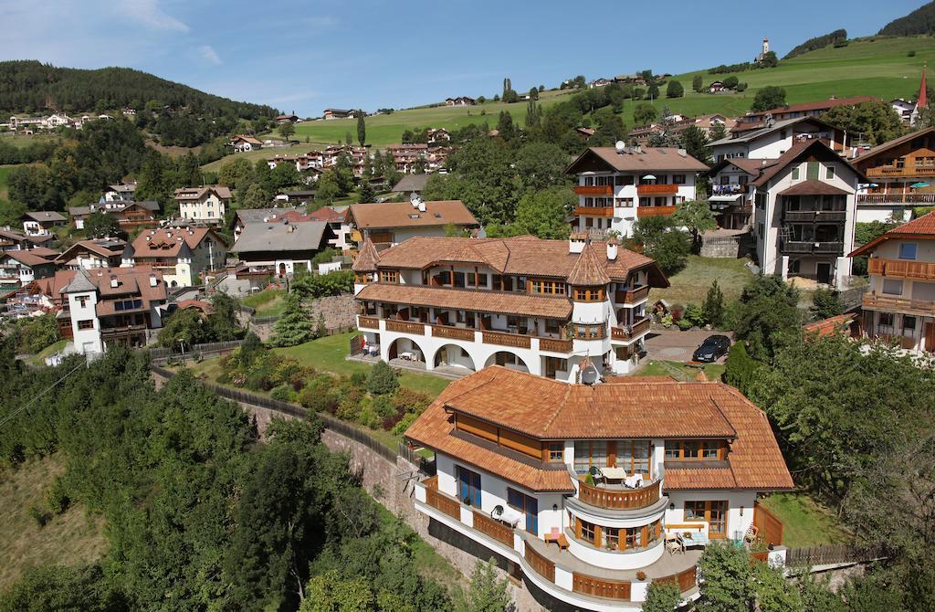 Residence Burghof Seis am Schlern Exteriör bild